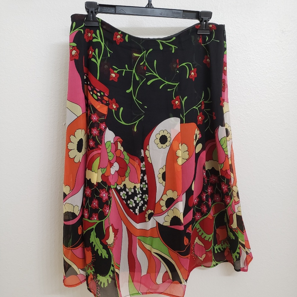 Pinky & Dianne Black and Multi Silk Skirt Size 6